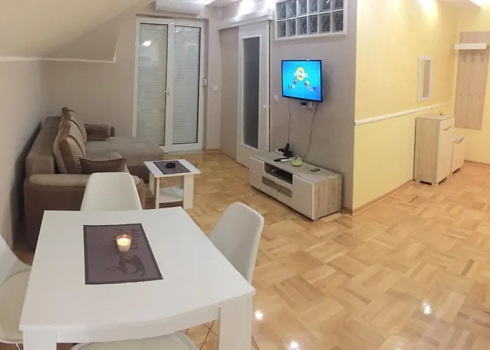 Grand Lux 아파트 *